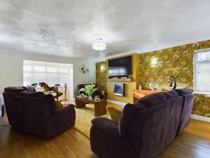 Living Room- click for photo gallery